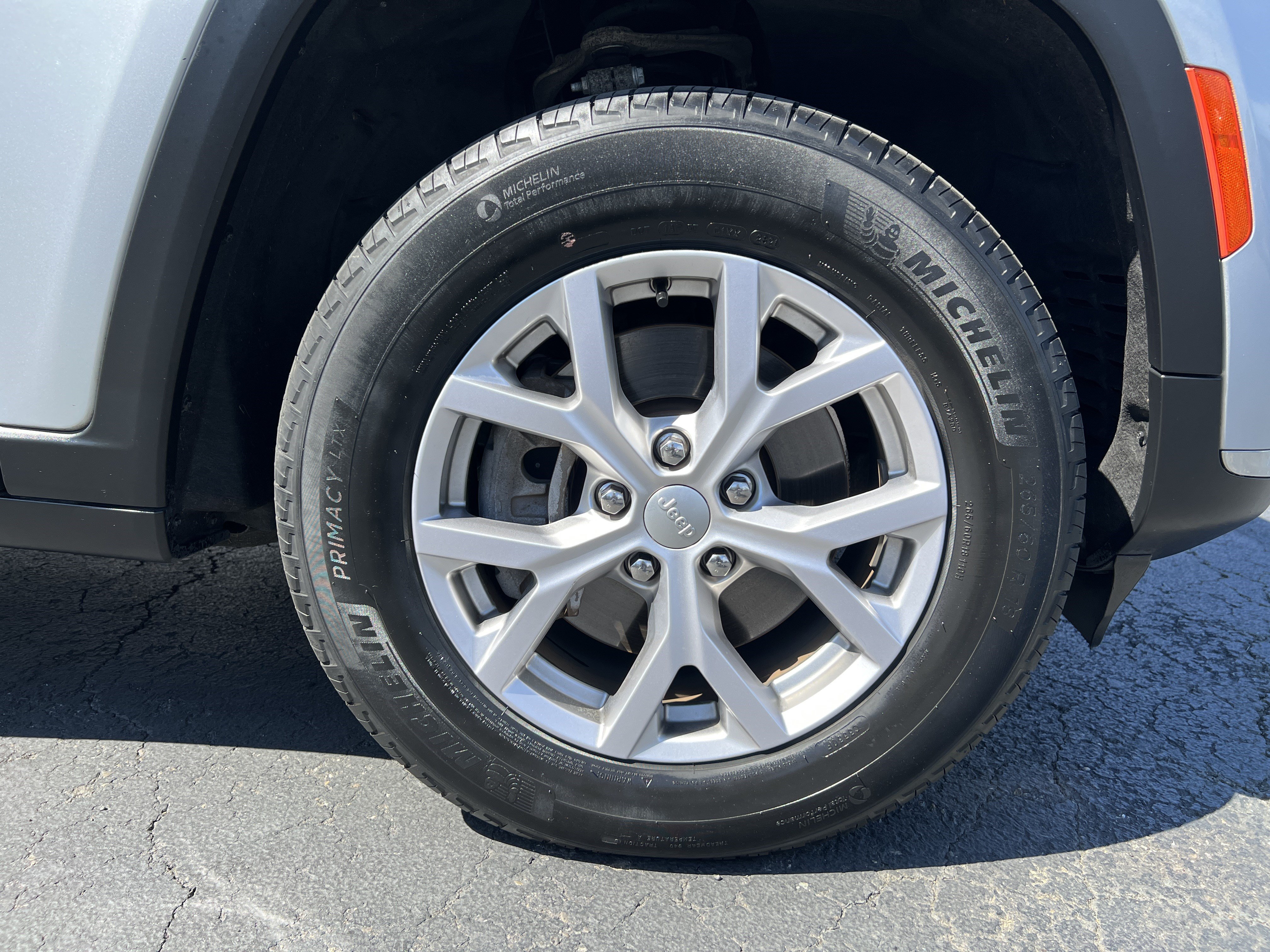Used 2021 Jeep Grand Cherokee L Limited AWD/4WD image 12