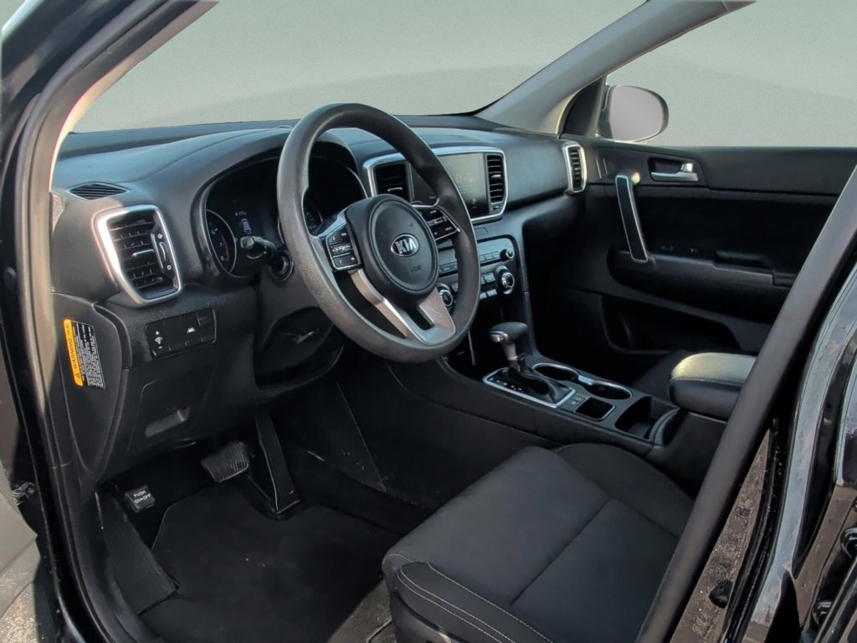 Used 2022 Kia Sportage LX image 34