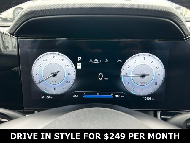 Used 2025 Hyundai Elantra SEL image 19