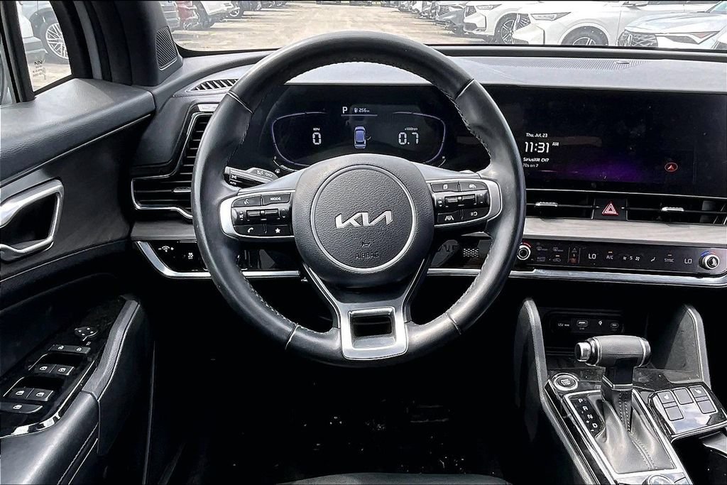 Used 2023 Kia Sportage X-Line AWD/4WD image 7
