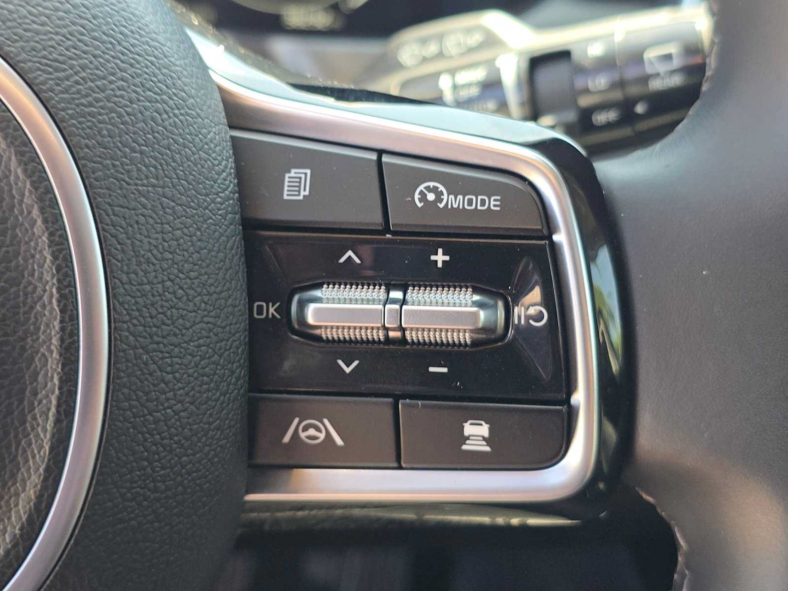 Used 2023 Kia Sorento SX FWD image 32