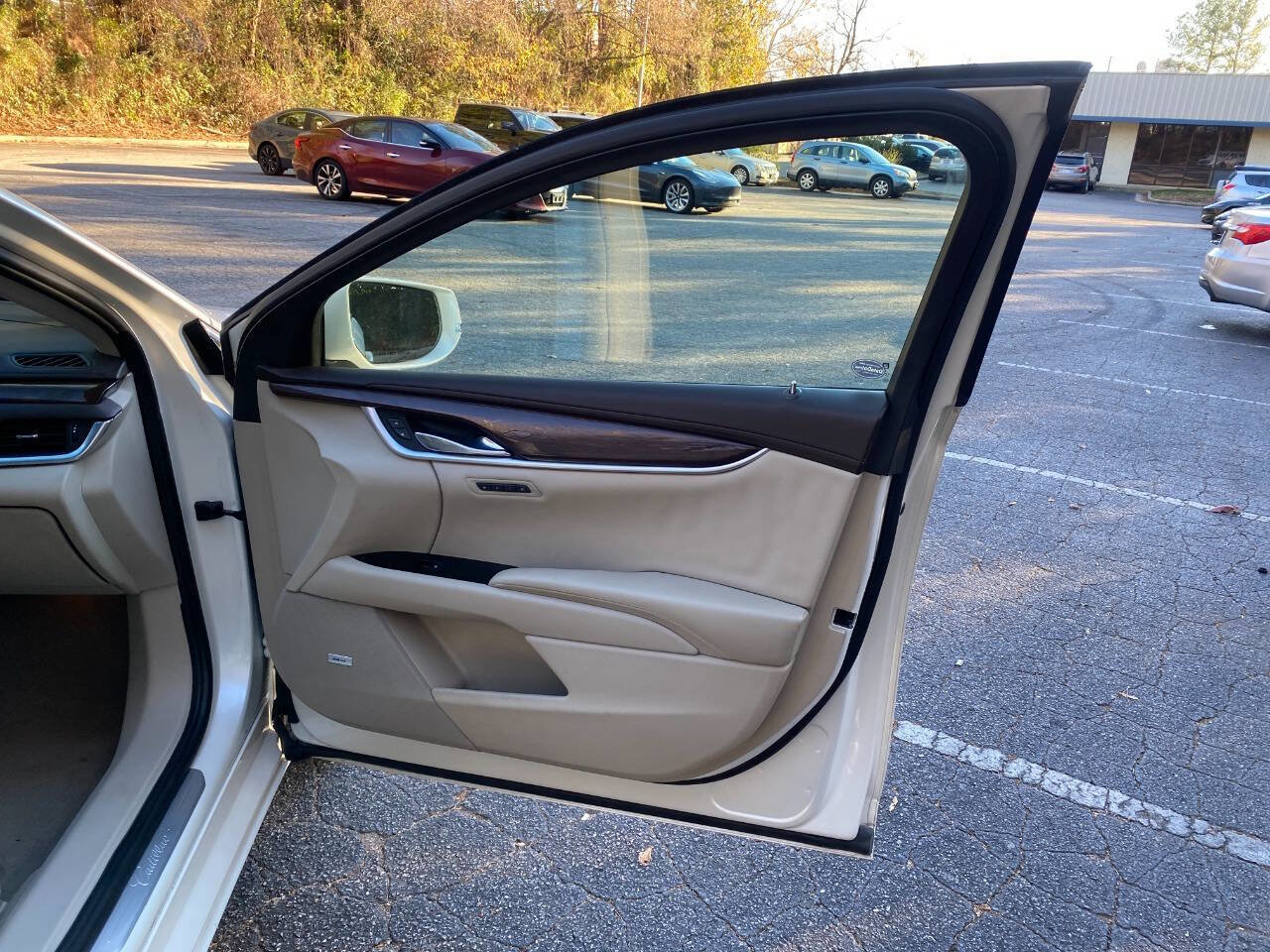 Used 2014 Cadillac XTS Premium w/ Driver Assist Package image 44