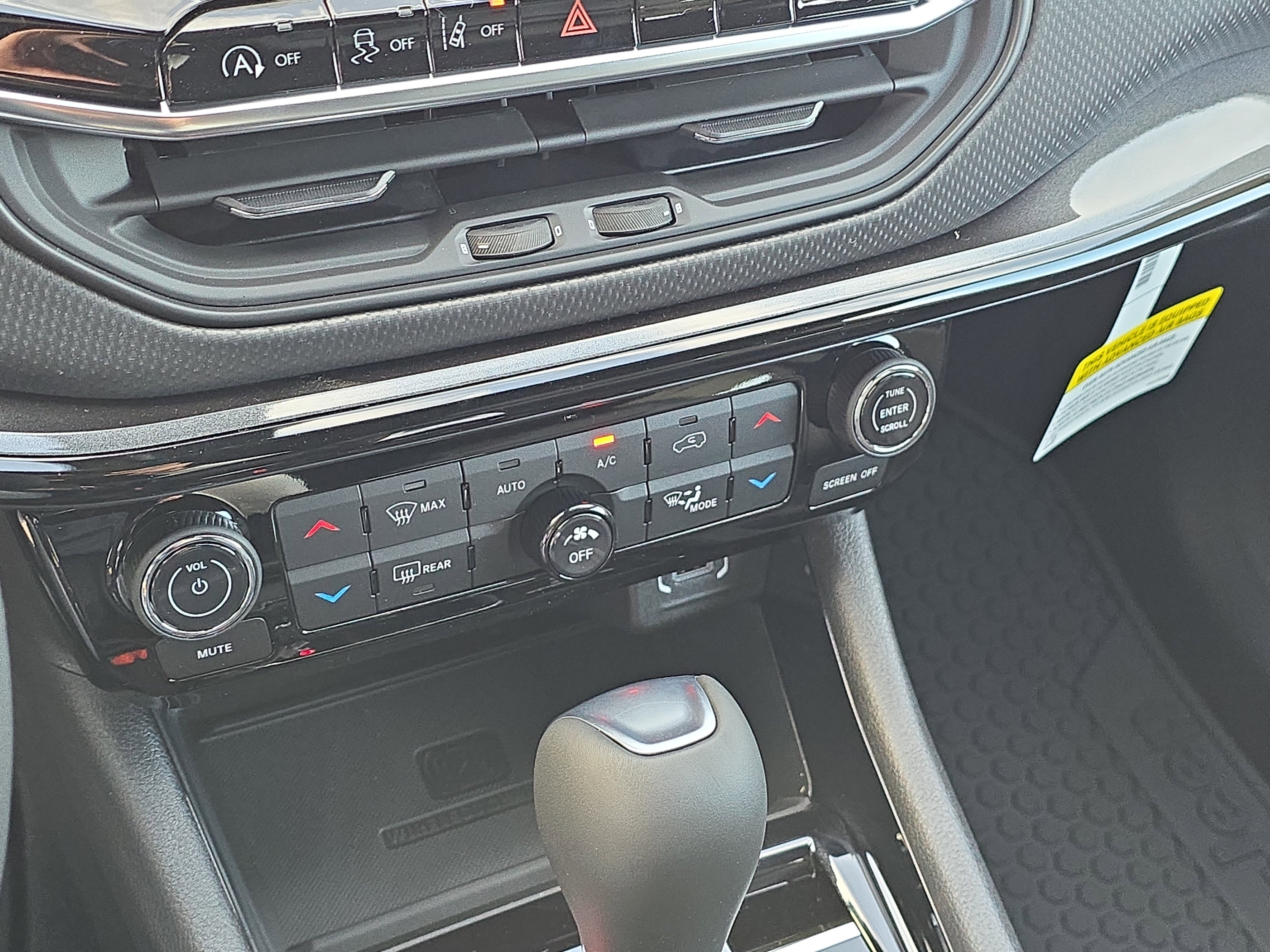 New 2026 Jeep Compass Latitude w/ Quick Order Package 29K image 15