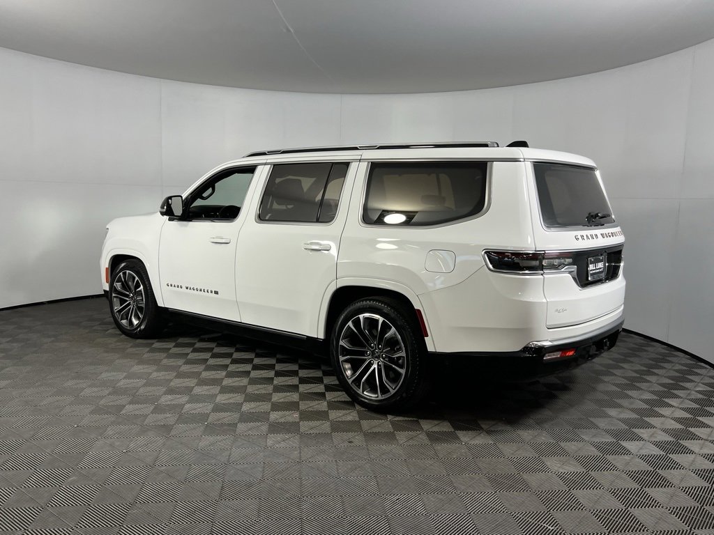 Used 2024 Jeep Grand Wagoneer Series III w/ Rear Seat Video Group 1 image 9