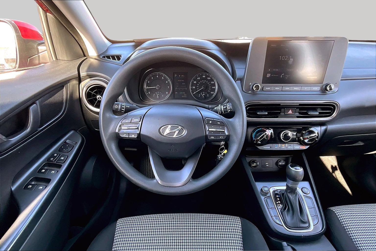 Used 2022 Hyundai Kona SE AWD/4WD image 5