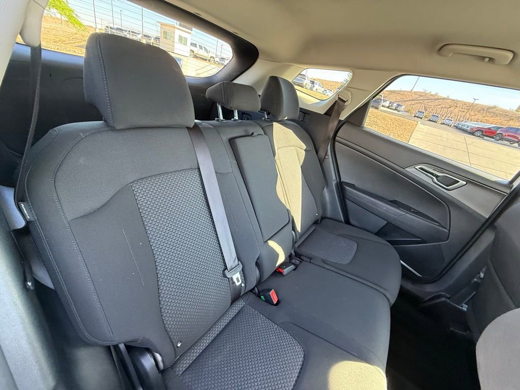 Used 2025 Kia Sportage LX AWD/4WD image 15