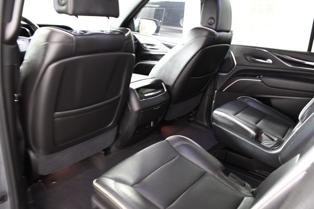Used 2021 Cadillac Escalade Sport w/ Driver Assist Tech Package AWD/4WD image 27