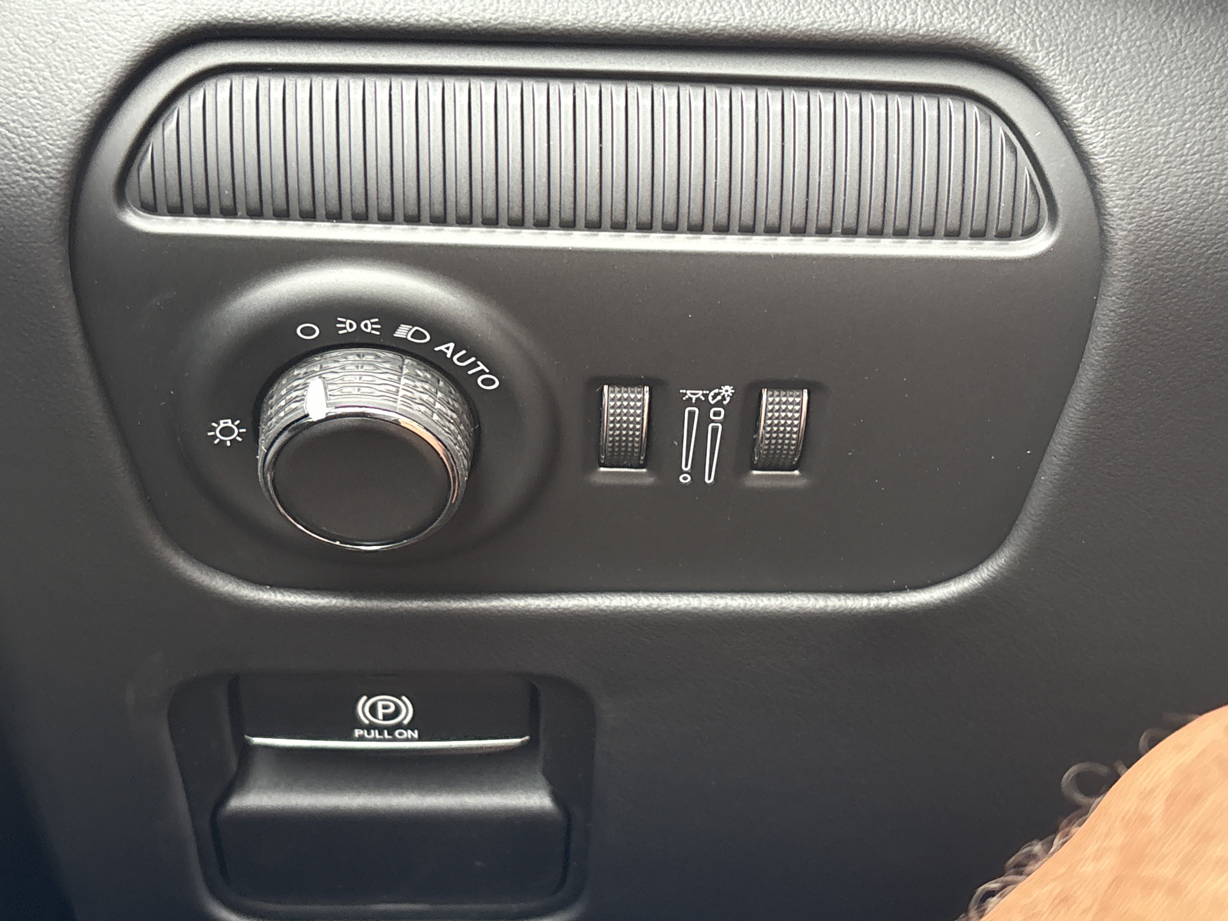 New 2026 Jeep Grand Wagoneer L Summit AWD/4WD image 31