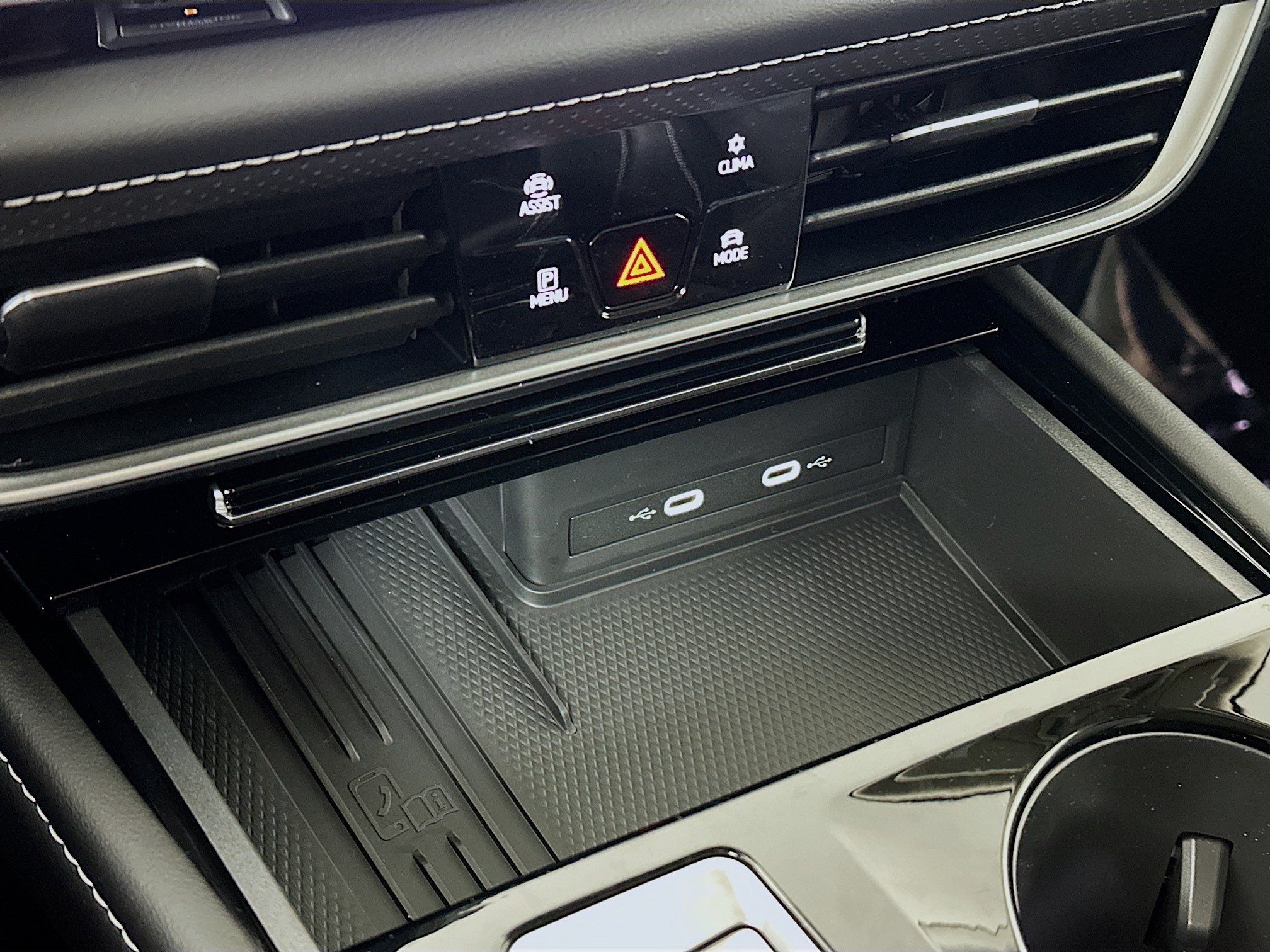 New 2026 Volkswagen Atlas SE AWD/4WD image 15