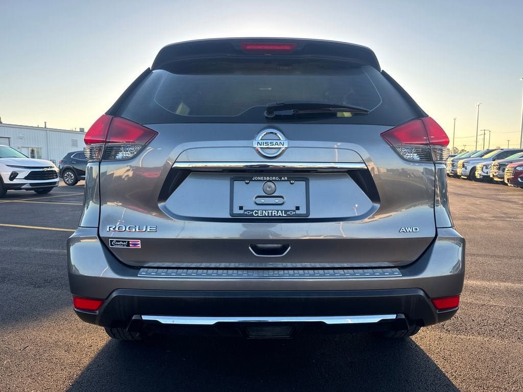 Used 2019 Nissan Rogue S AWD/4WD image 5