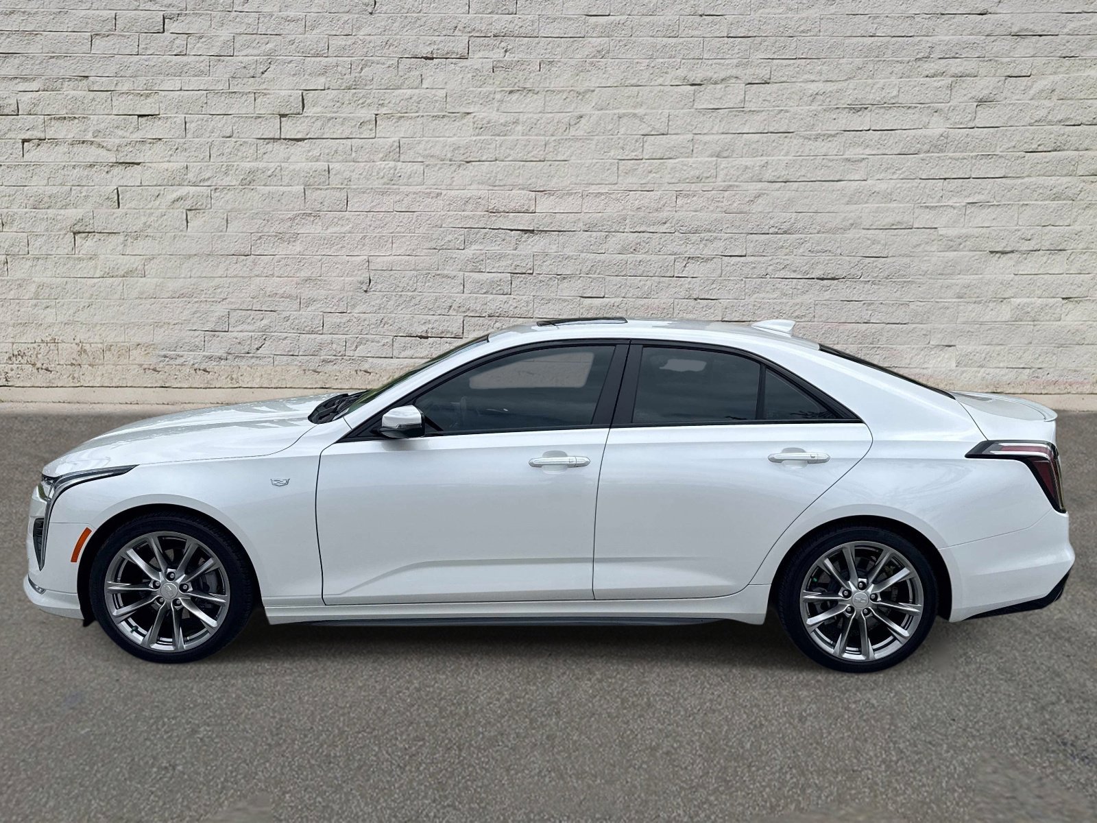 Used 2024 Cadillac CT4 Sport w/ Super Cruise 2 Package RWD video 2