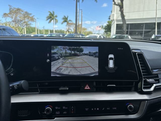 Used 2023 Kia Sportage EX AWD/4WD image 16