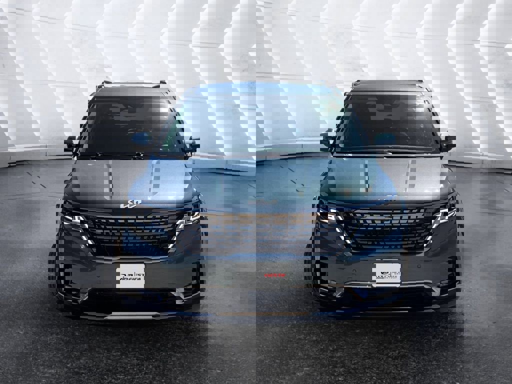 Used 2024 Kia Carnival SX image 2