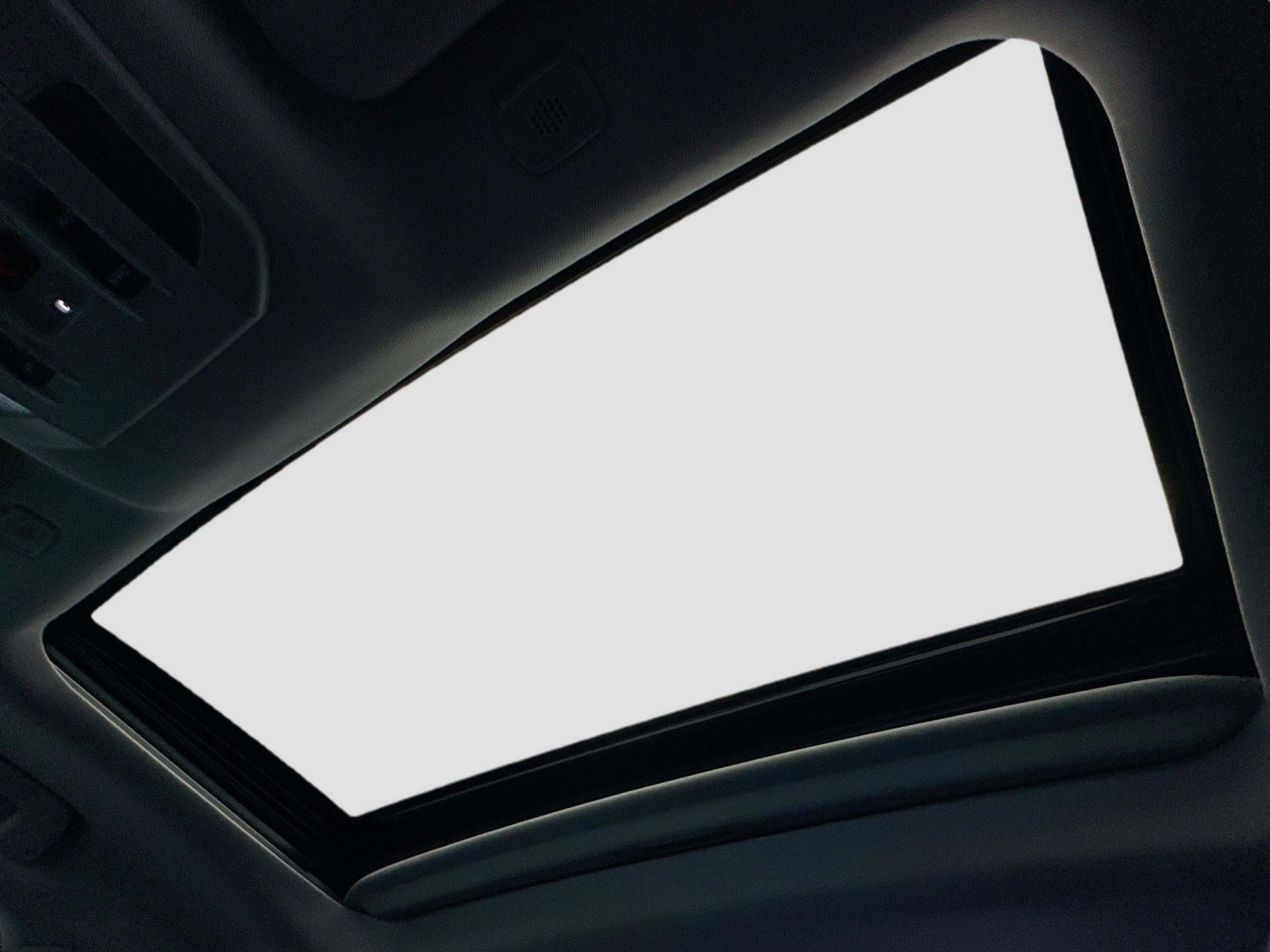 Used 2024 Toyota Highlander XLE image 12