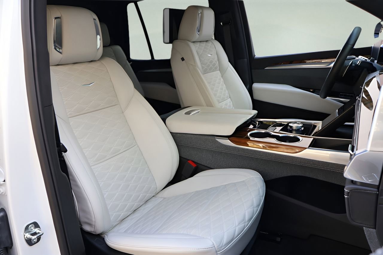 Certified 2025 Cadillac Escalade Sport Platinum image 24