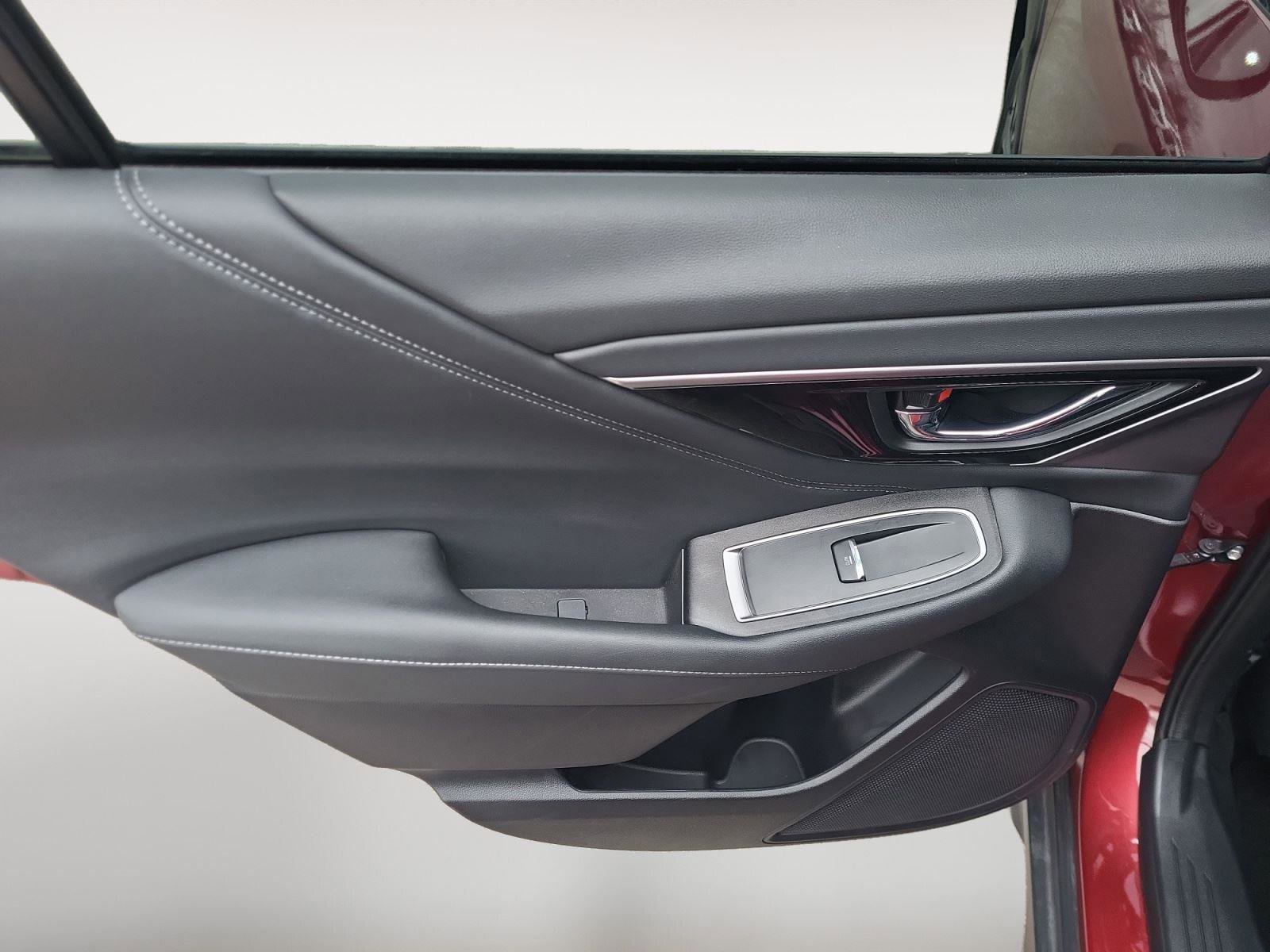 Used 2025 Subaru Outback Touring XT image 20