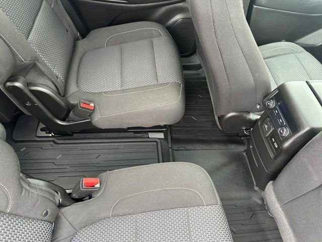 Used 2022 GMC Acadia SLE w/ Driver Convenience Package image 30