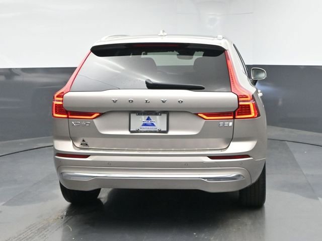 Used 2023 Volvo XC60 B5 Plus w/ Protection Package Premier image 7