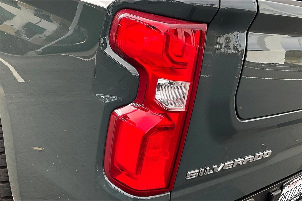 Used 2026 Chevrolet Silverado 1500 High Country w/ Technology Package image 29