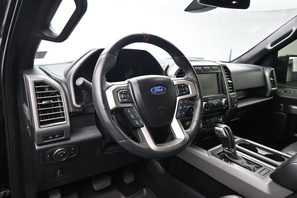 Used 2018 Ford F150 Raptor w/ Equipment Group 802A Luxury AWD/4WD image 13