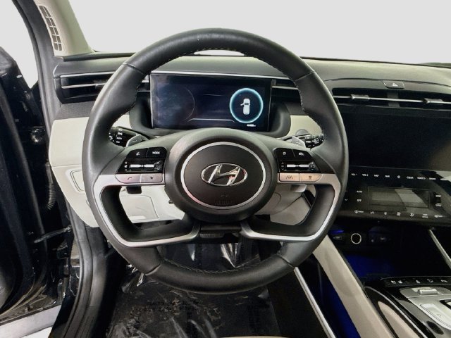 Used 2023 Hyundai Tucson Limited FWD image 12