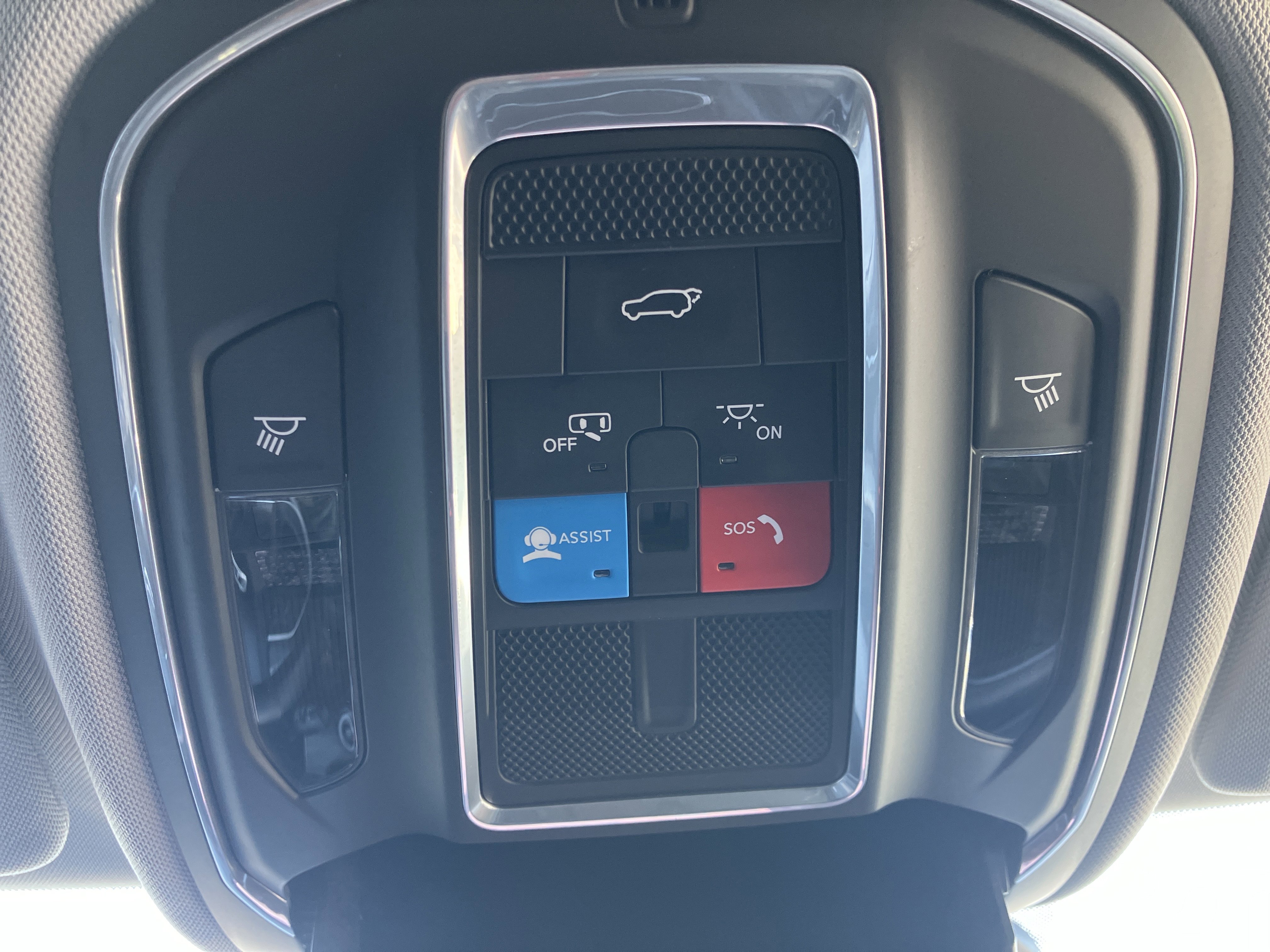 Used 2022 Jeep Grand Cherokee Limited w/ Luxury Tech Group II image 29