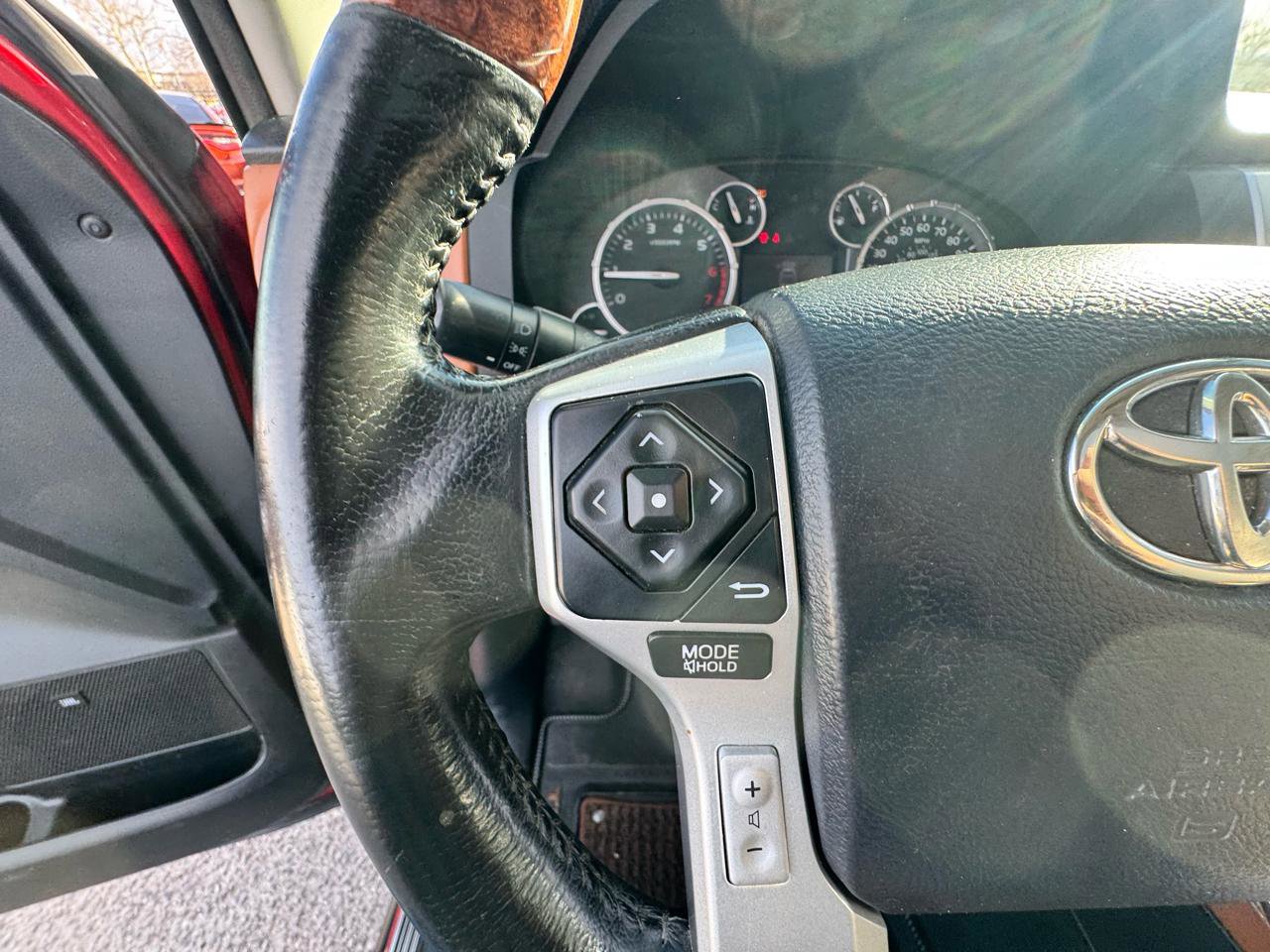 Used 2014 Toyota Tundra 1794 Edition image 21