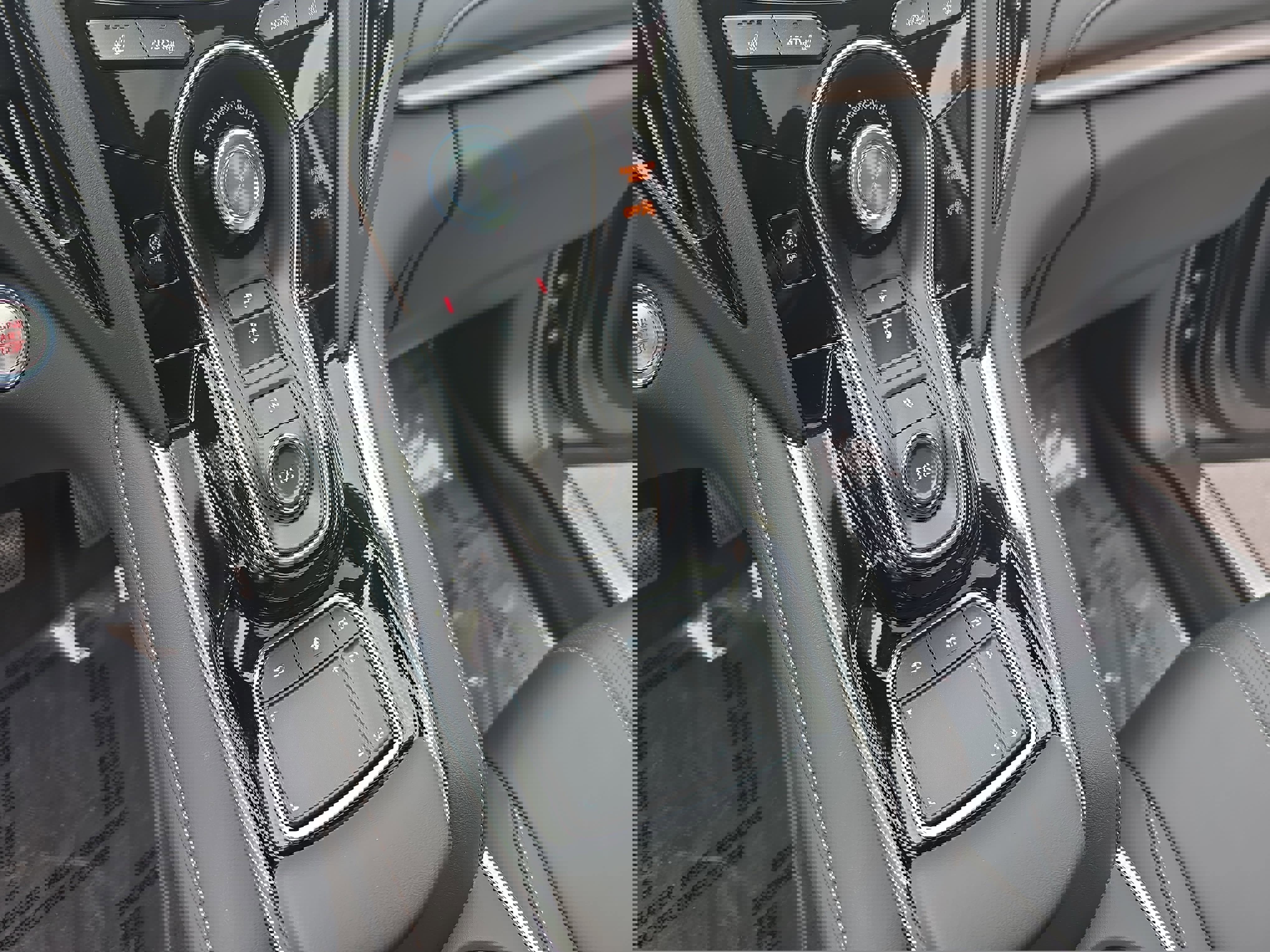 Used 2025 Acura RDX SH-AWD w/ Technology Package image 26