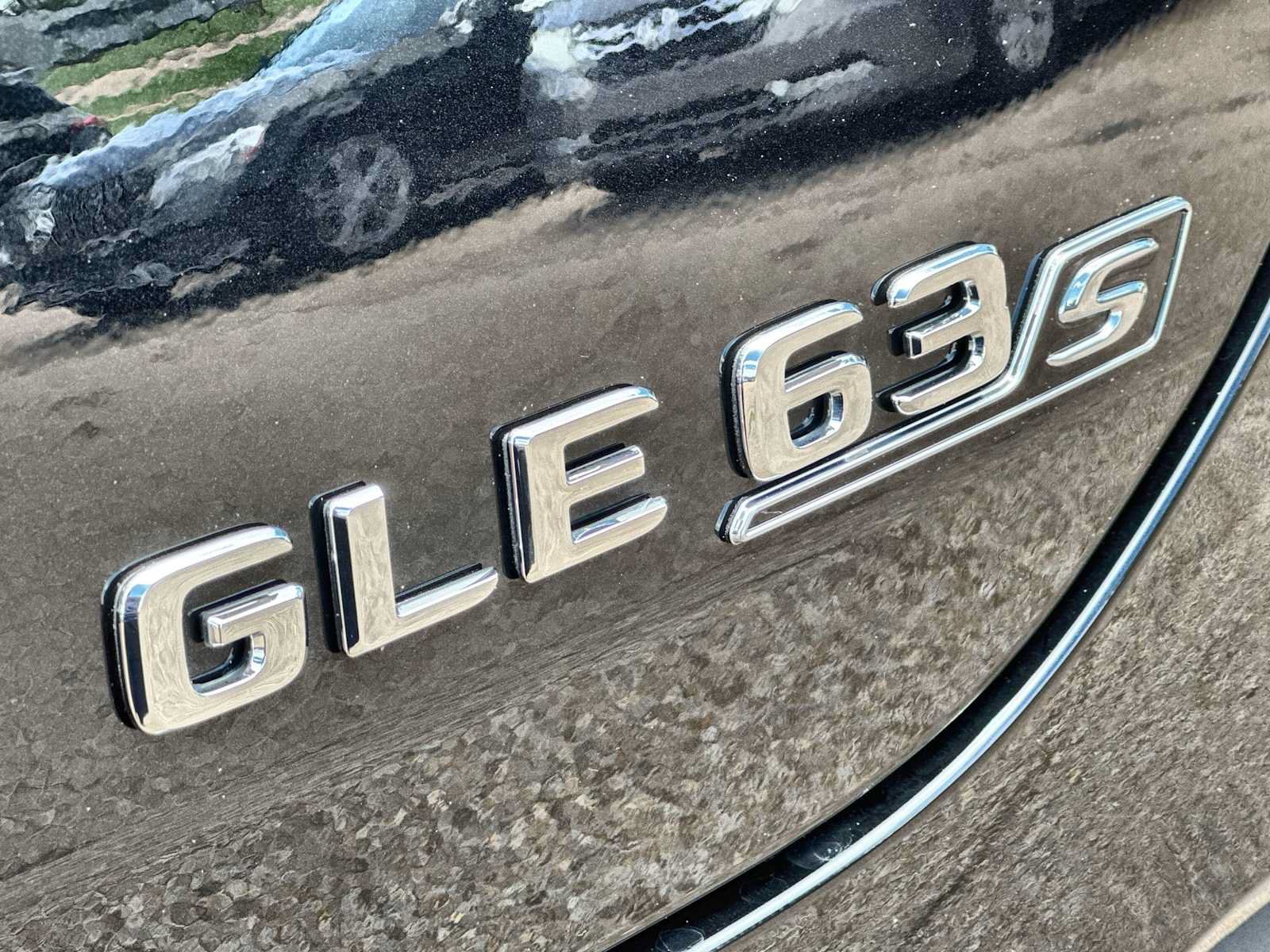 New 2026 Mercedes-Benz GLE 63 AMG S image 15