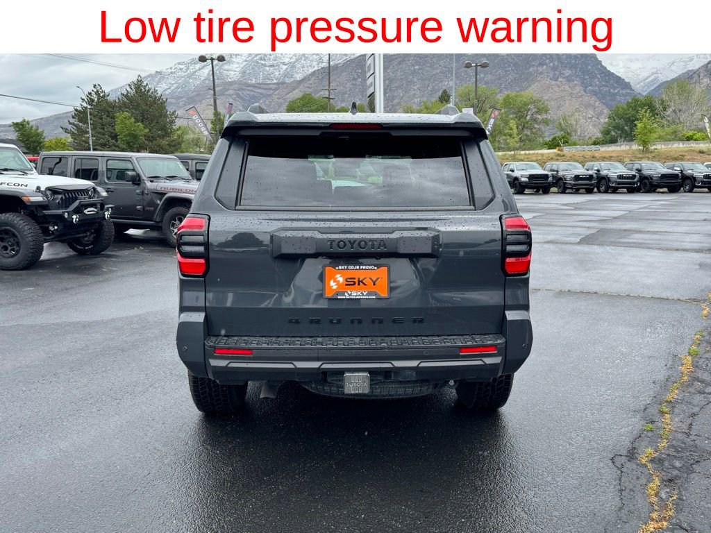 Used 2025 Toyota 4Runner TRD Off-Road AWD/4WD image 5