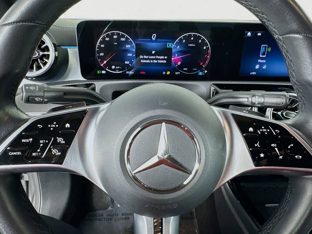 Used 2025 Mercedes-Benz CLA 250 image 16