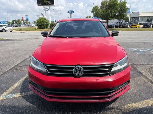 Used 2015 Volkswagen Jetta TDI SE FWD image 3