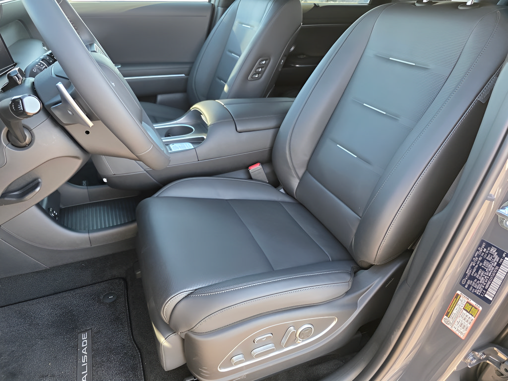 New 2026 Hyundai Palisade Calligraphy AWD/4WD image 13