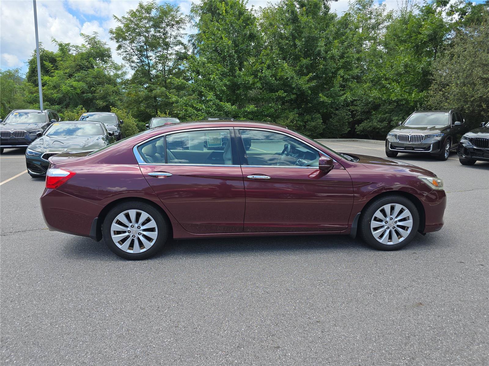 Used 2014 Honda Accord Touring image 2