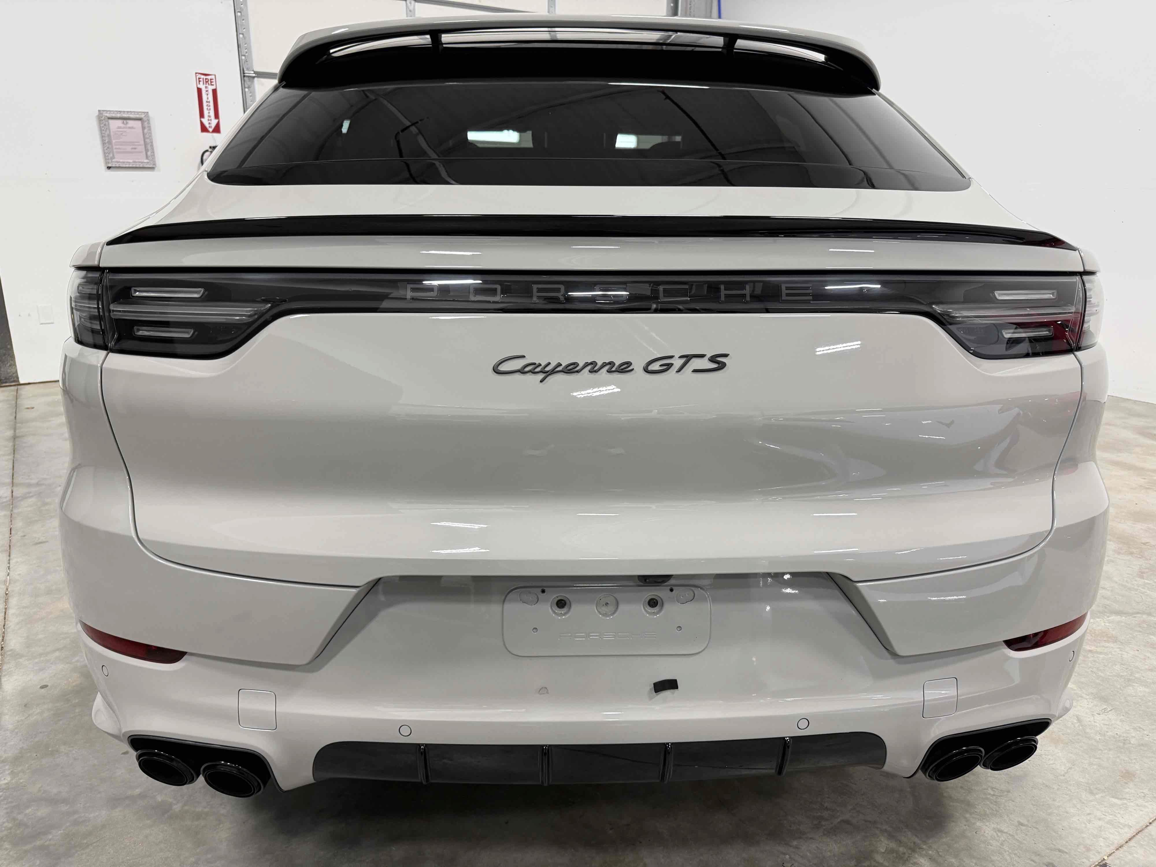 Used 2022 Porsche Cayenne GTS AWD/4WD image 44