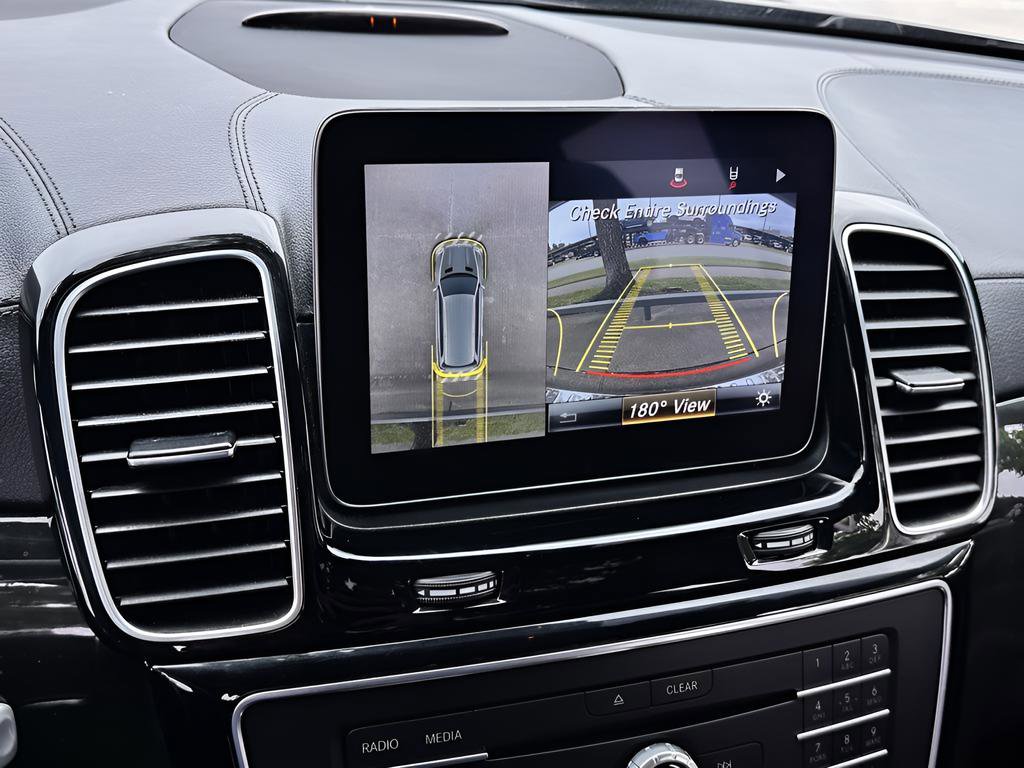 Used 2018 Mercedes-Benz GLS 450 4MATIC image 9