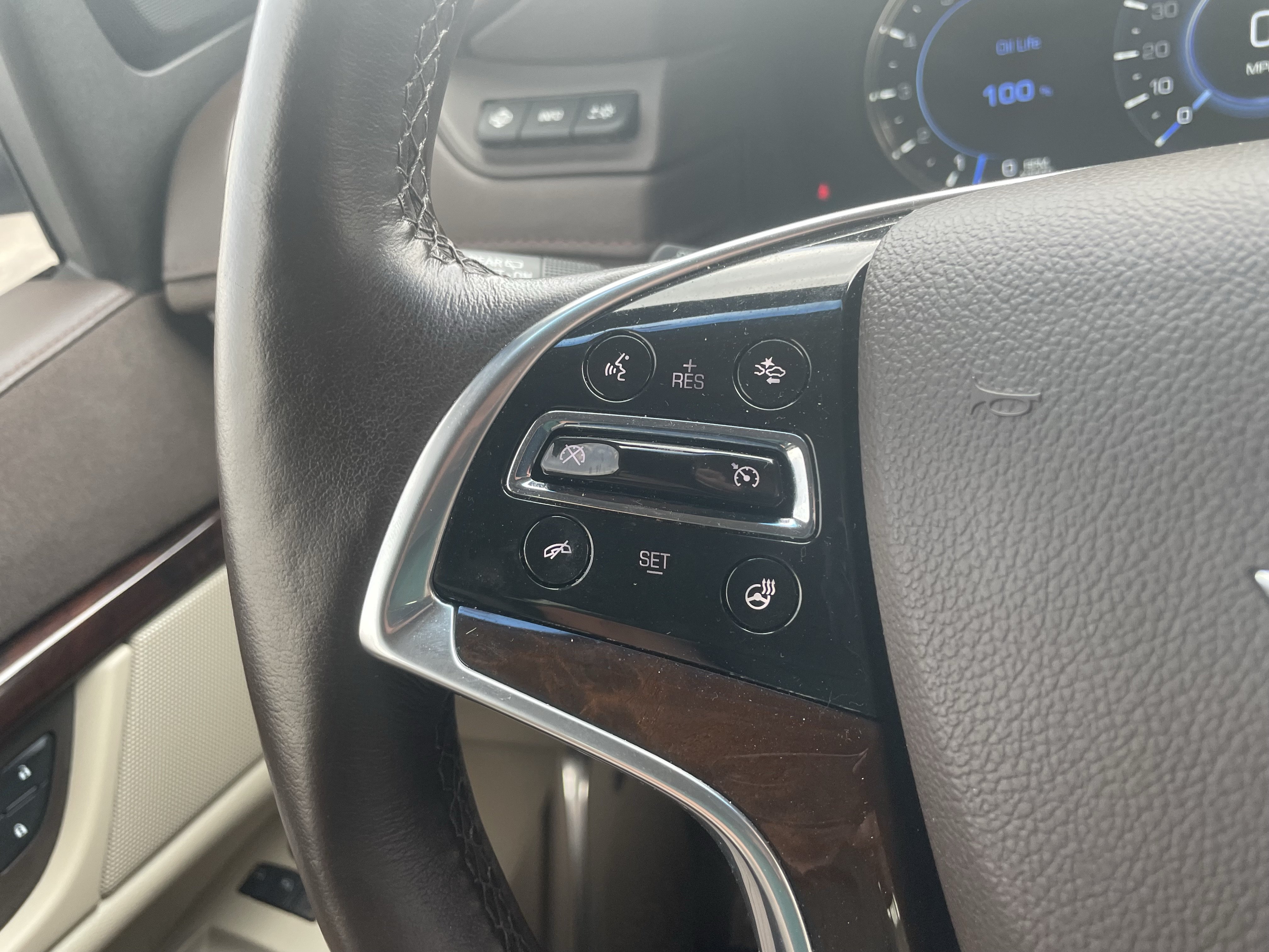 Used 2016 Cadillac Escalade ESV Premium AWD/4WD image 15