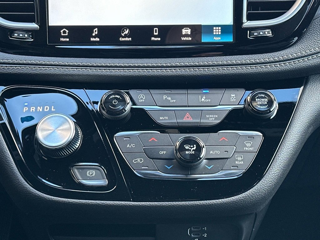 New 2026 Chrysler Pacifica Select image 15