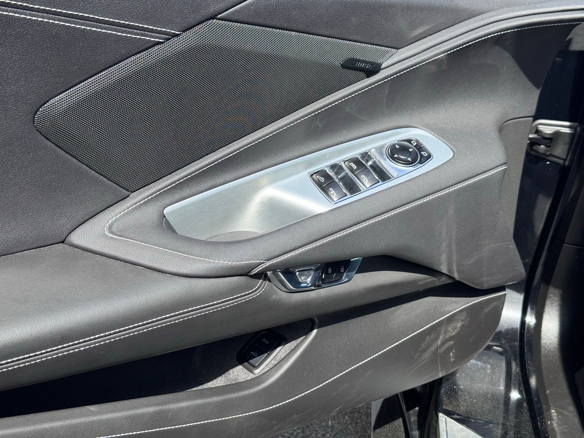 Used 2024 Chevrolet Corvette Stingray Convertible w/ 1LT image 13