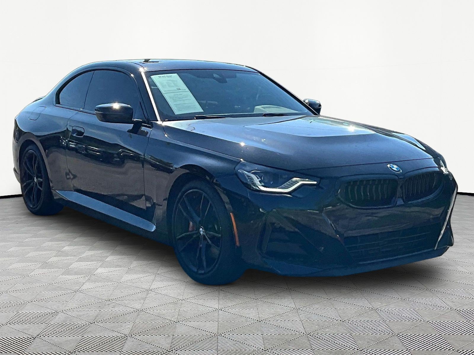 Used 2022 BMW 230i Coupe w/ Premium Package 2 RWD image 3
