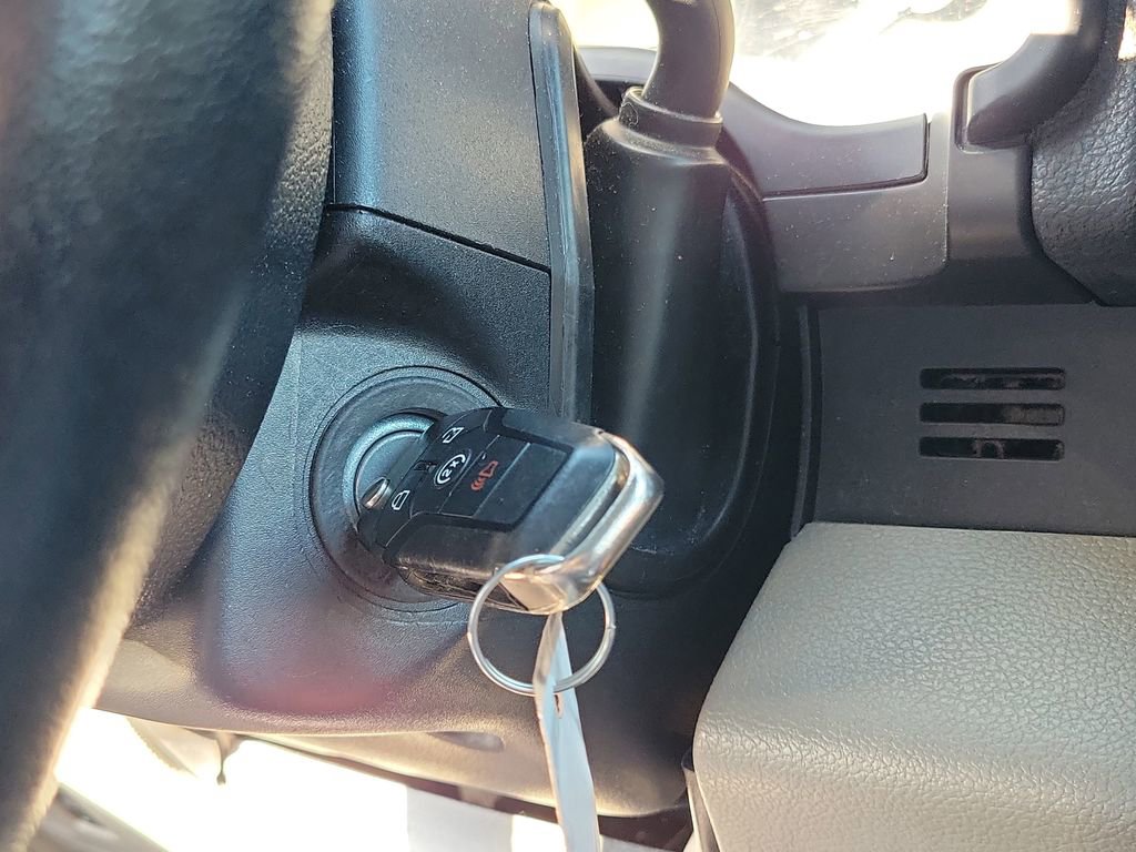 Used 2019 Ford F150 XLT w/ Equipment Group 302A Luxury image 8