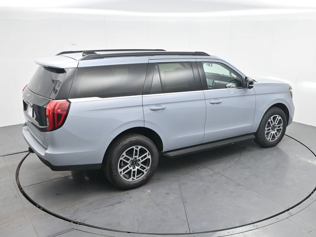 New 2026 Ford Expedition Active image 30