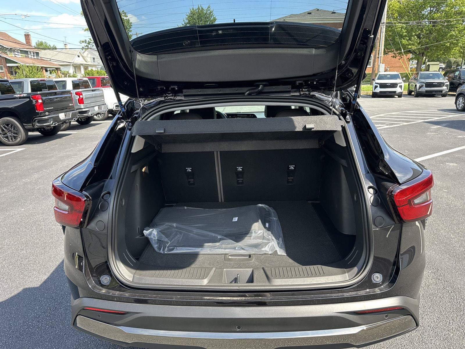 New 2026 Chevrolet Trax ACTIV w/ Driver Confidence Package FWD image 26