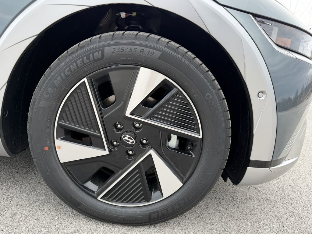 New 2026 Hyundai Ioniq 5 Limited image 9