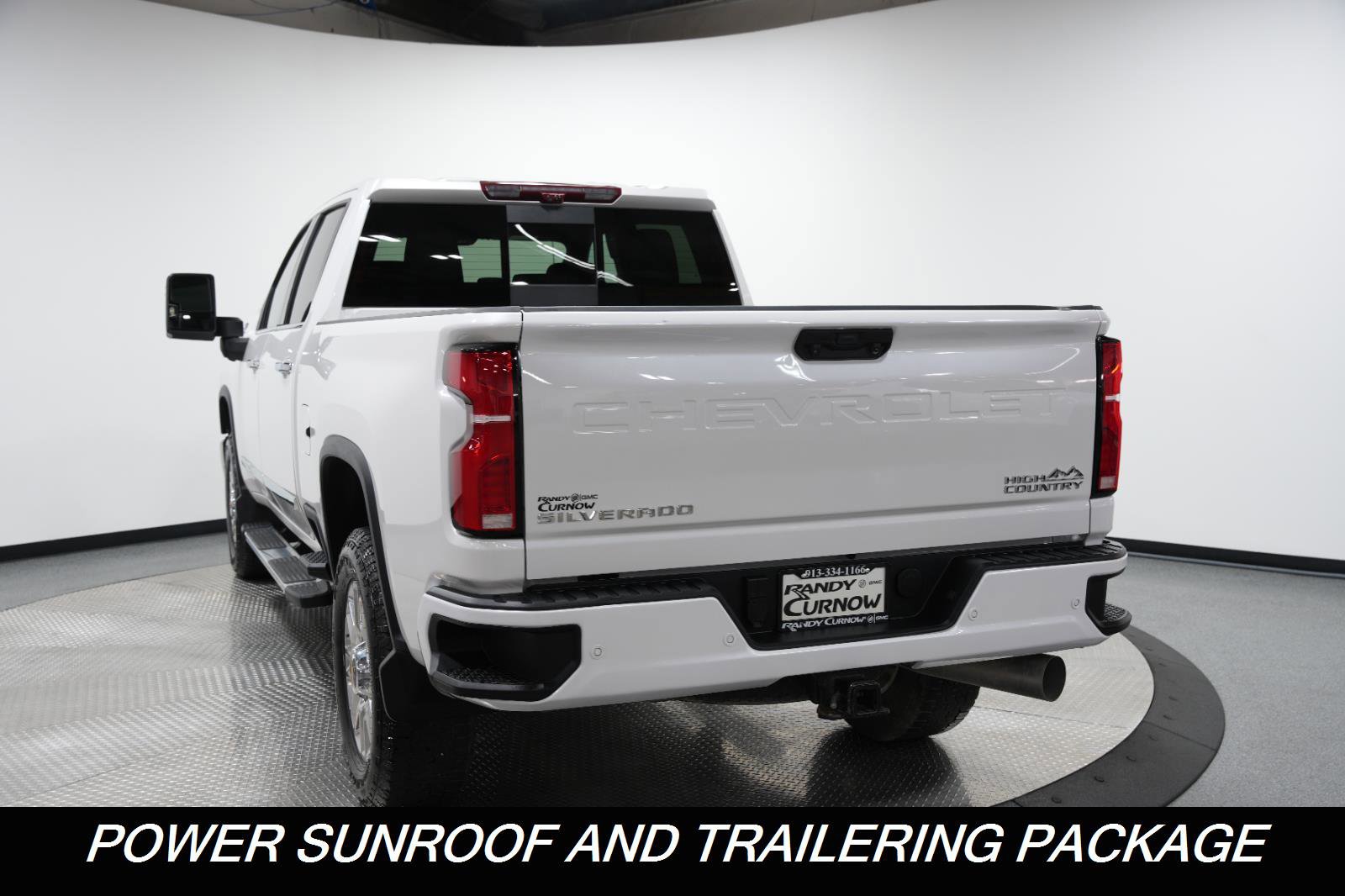 Used 2025 Chevrolet Silverado 2500 High Country w/ High Country Premium Package AWD/4WD image 6