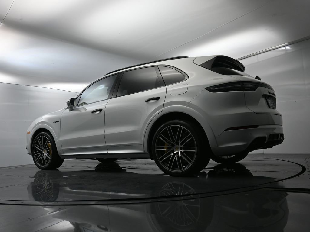 Certified 2022 Porsche Cayenne Turbo S image 52