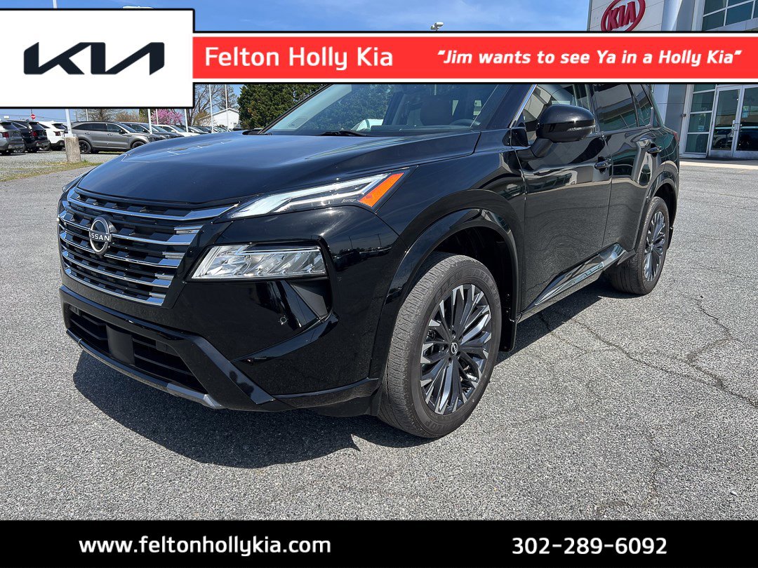 Used 2024 Nissan Rogue Platinum w/ Platinum Premium Package image 1