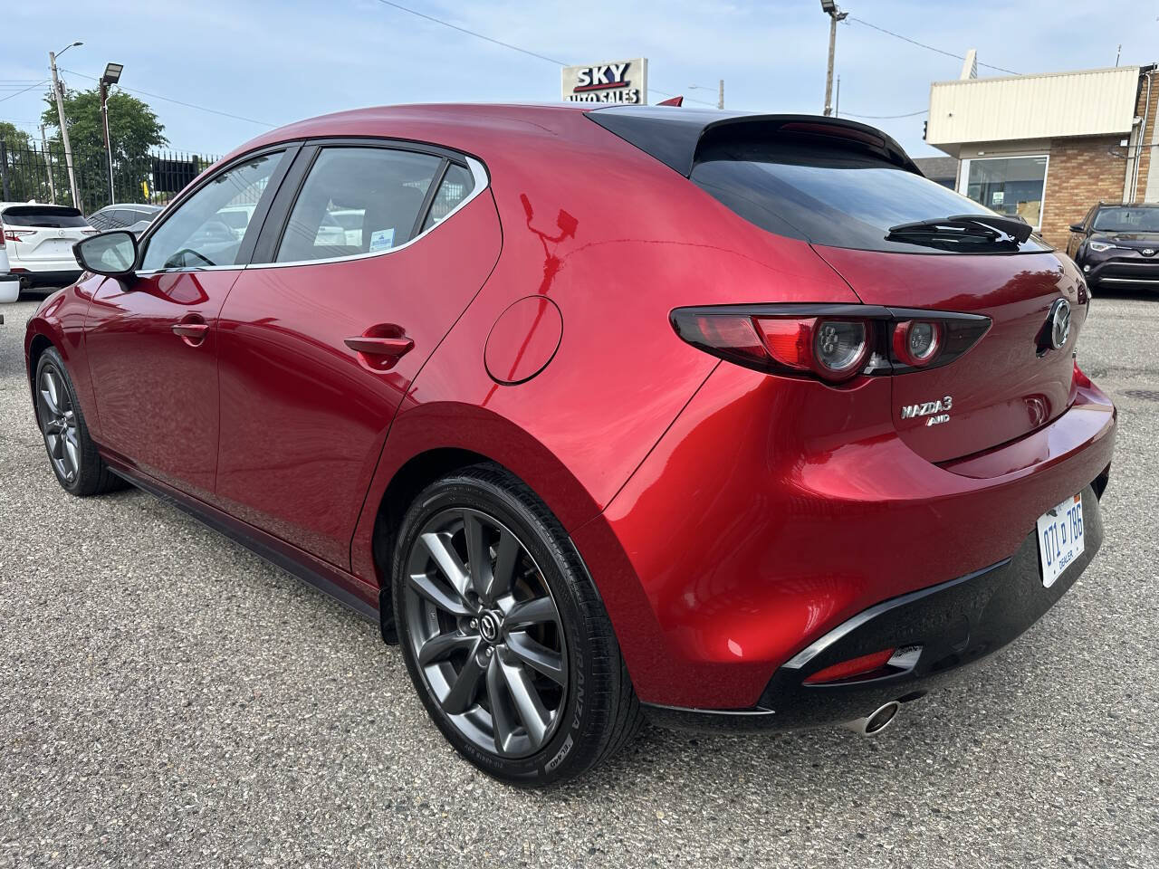 Used 2020 MAZDA MAZDA3 AWD Hatchback w/ Preferred Pkg image 7