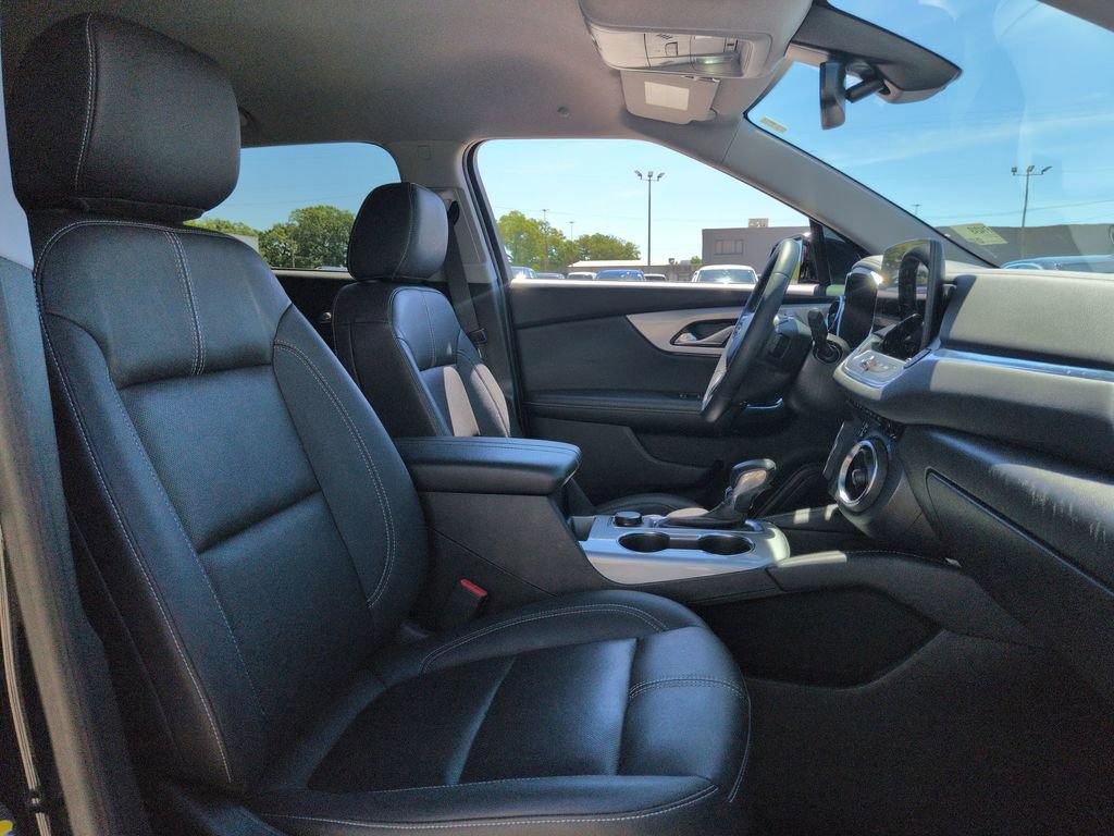 Used 2023 Chevrolet Blazer LT image 29