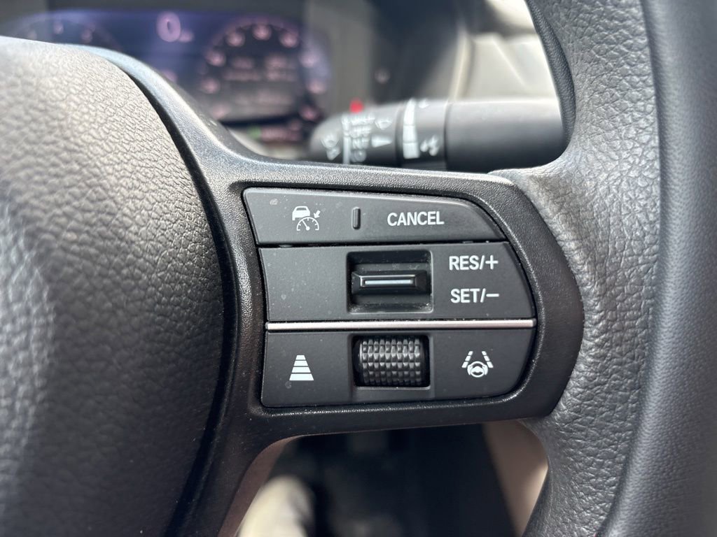 Used 2023 Honda Accord EX image 13